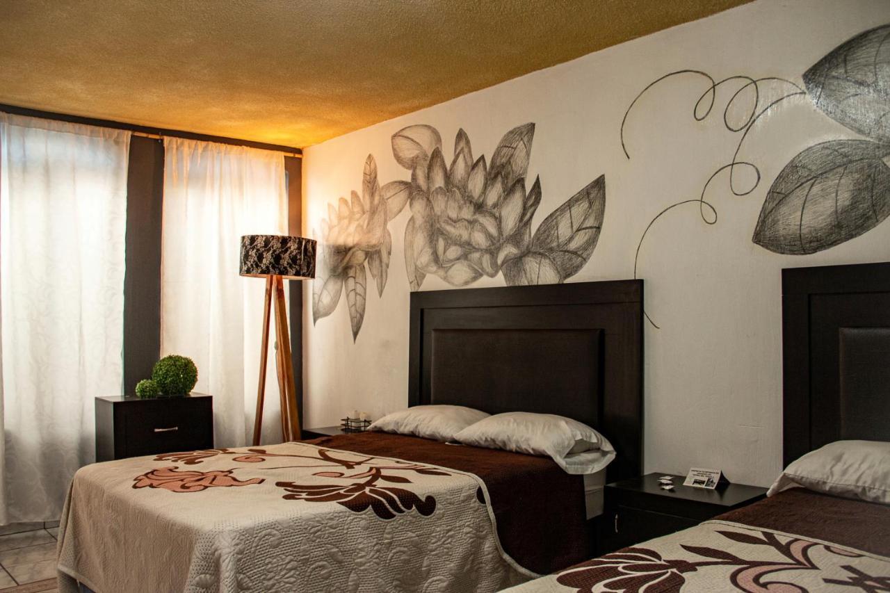 Hotel Boutique Charlotte Arandas Ngoại thất bức ảnh