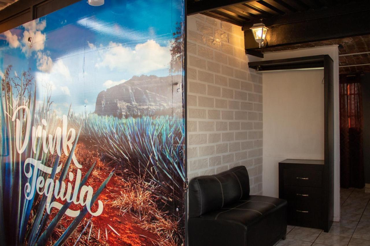 Hotel Boutique Charlotte Arandas Ngoại thất bức ảnh